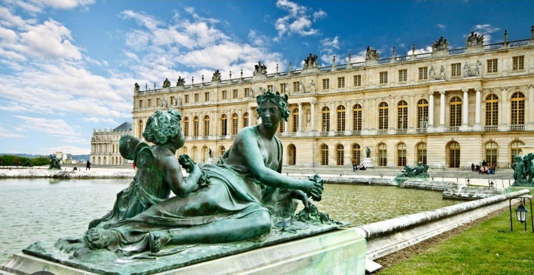 Home Versailles Exterior photo